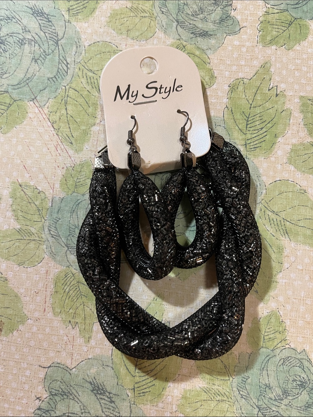 My Style Black Sparkle Braided Bracelet & Earrings Set